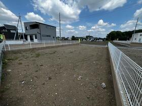 群馬県邑楽郡大泉町大字寄木戸