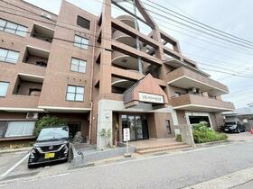 富山県砺波市一番町
