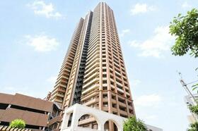 大阪府大阪市港区南市岡３丁目