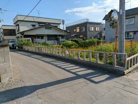 青森県青森市岡造道3丁目