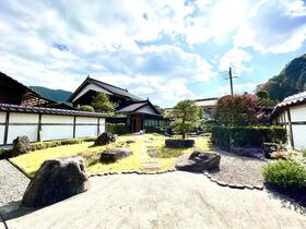 兵庫県朝来市新井