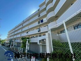 兵庫県明石市魚住町西岡