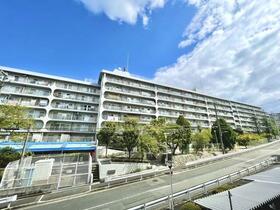 大阪府豊中市東泉丘１丁目