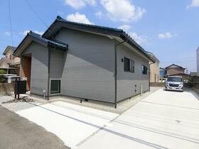 三重県四日市市泊山崎町