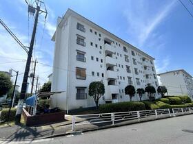 左近山団地３街区１３号棟