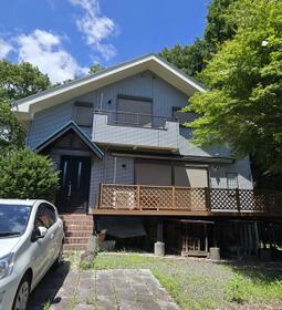 山梨県北杜市小淵沢町上笹尾