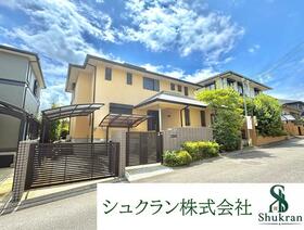 大阪府高槻市岡本町