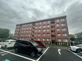 千葉県市川市原木3丁目