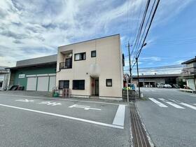 山梨県甲府市国母６丁目