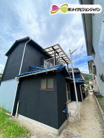 広島県呉市広中新開１丁目
