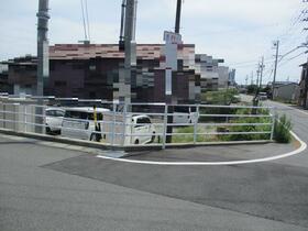 三重県四日市市小古曽１丁目
