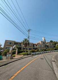 神奈川県横浜市金沢区六浦南４丁目