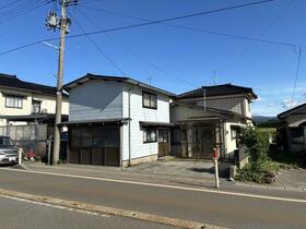 山形県鶴岡市羽黒町野荒町字街道上