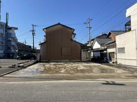 香川県高松市仏生山町甲