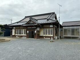 茨城県稲敷市本新