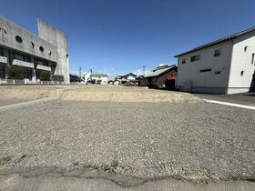 岐阜県羽島市竹鼻町蜂尻