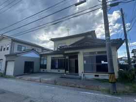 富山県高岡市古定塚