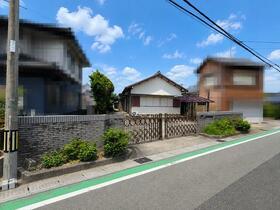 三重県津市川方町
