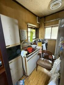 神奈川県横須賀市不入斗町３丁目