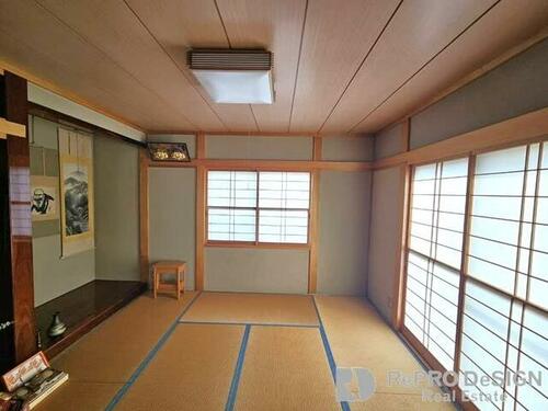 detached 秋田県潟上市昭和大久保字山神