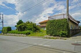 山梨県甲州市勝沼町上岩崎