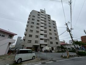 沖縄県那覇市古波蔵１丁目