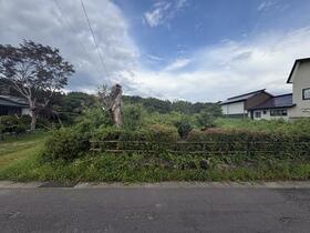 山形県米沢市大字芳泉町