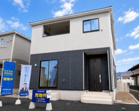 山梨県甲府市富竹3丁目