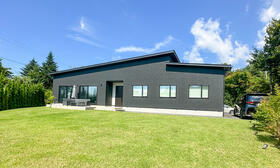 長野県北佐久郡軽井沢町大字長倉大日向