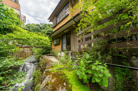 静岡県熱海市西山町