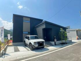 福岡県糸島市二丈深江８丁目