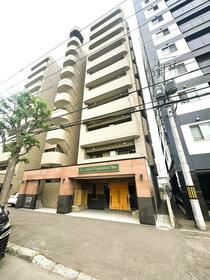 北海道札幌市中央区北四条西１８丁目