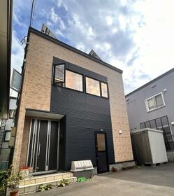北海道札幌市白石区東札幌四条２丁目