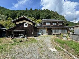 兵庫県宍粟市一宮町閏賀