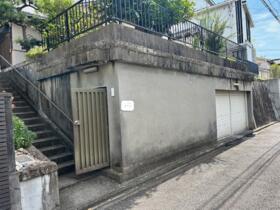 愛知県名古屋市千種区霞ケ丘１丁目