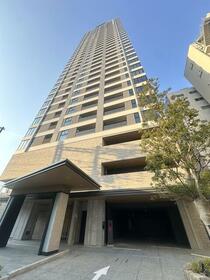 大阪府大阪市北区中津1丁目