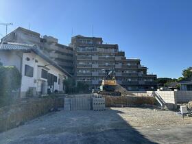 福岡県春日市小倉６丁目