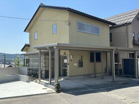 石川県金沢市三口新町２丁目