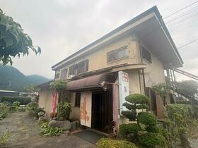 山梨県南都留郡西桂町小沼