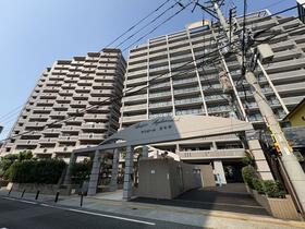 福岡県福岡市中央区清川３丁目