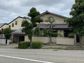 石川県金沢市長坂３丁目