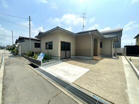 石川県能美市新保町