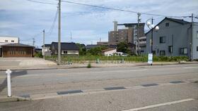 富山県砺波市新富町