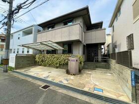大阪府八尾市東山本新町３丁目
