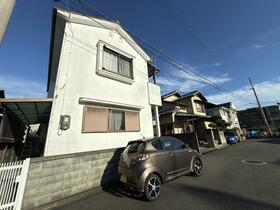 和歌山県和歌山市楠見中