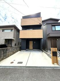 大阪府池田市石橋4丁目