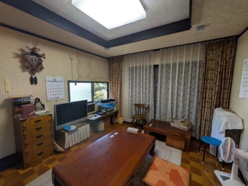 Image 3