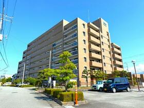 山梨県甲府市国母８丁目