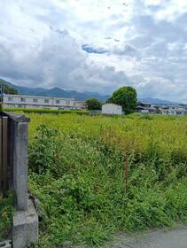 愛媛県西条市小松町新屋敷