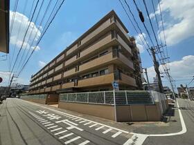 福岡県福岡市博多区春町２丁目